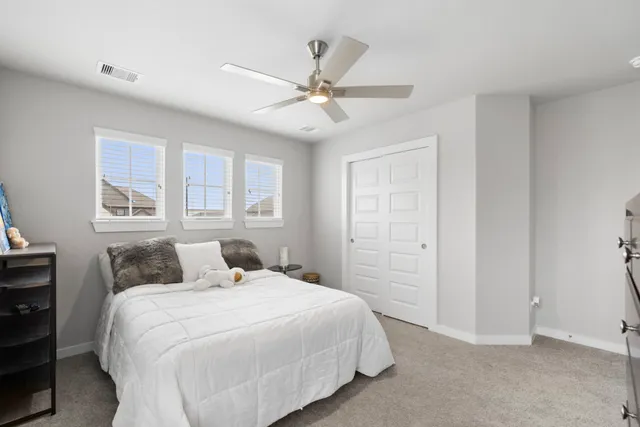 $415,000 | 14519 Tundra Swan Drive, Houston, TX 77049