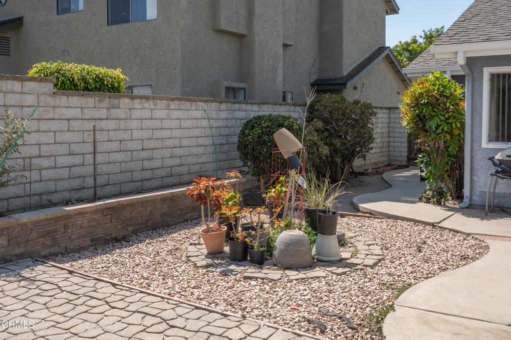 670 Joliet Place Oxnard, CA 93030 - Photo 31 of 33 a view of a sink and table in the patio