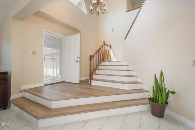 a view of entryway with a front door