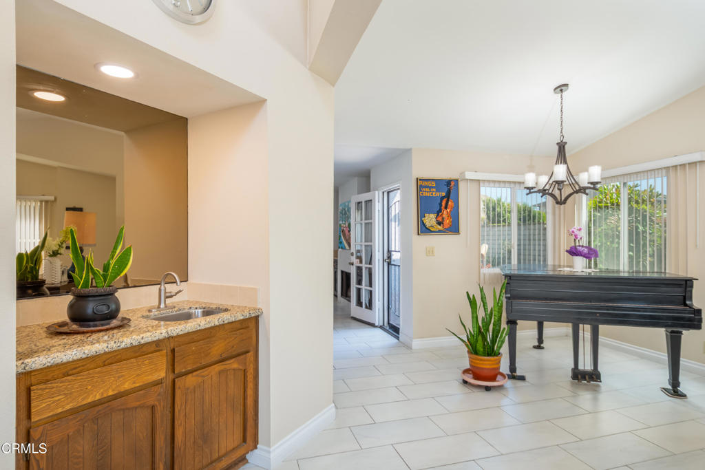 670 Joliet Place Oxnard, CA 93030 - Photo 6 of 33 a view of a dining room with furniture
