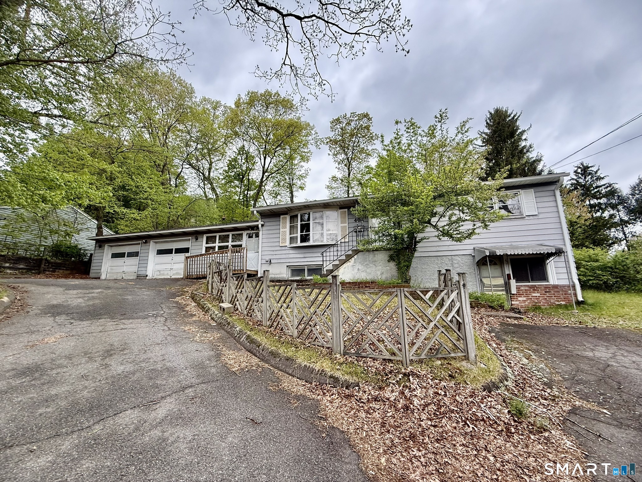403 Woodtick Road Waterbury, CT 06705 - Photo 2 of 23