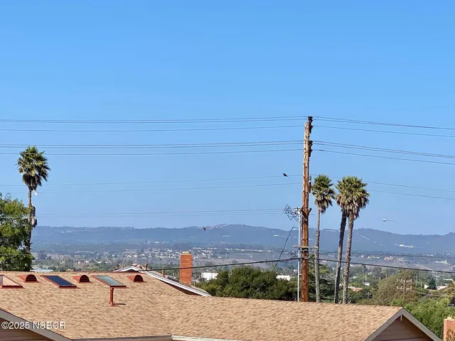 $676,000 | 612 University Drive, Lompoc, CA 93436