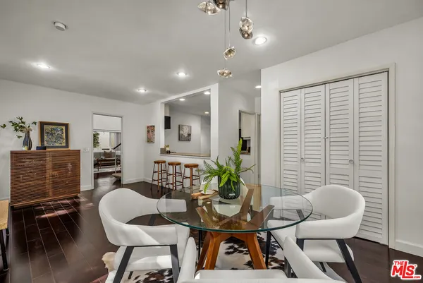 $1,285,000 | 1127 15th Street, Unit A, Santa Monica, CA 90403