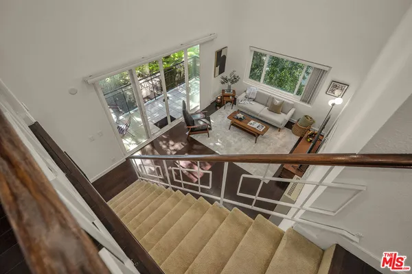 $1,285,000 | 1127 15th Street, Unit A, Santa Monica, CA 90403