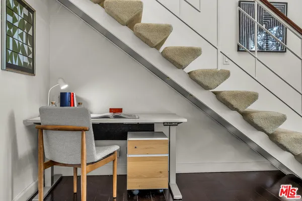 $1,285,000 | 1127 15th Street, Unit A, Santa Monica, CA 90403