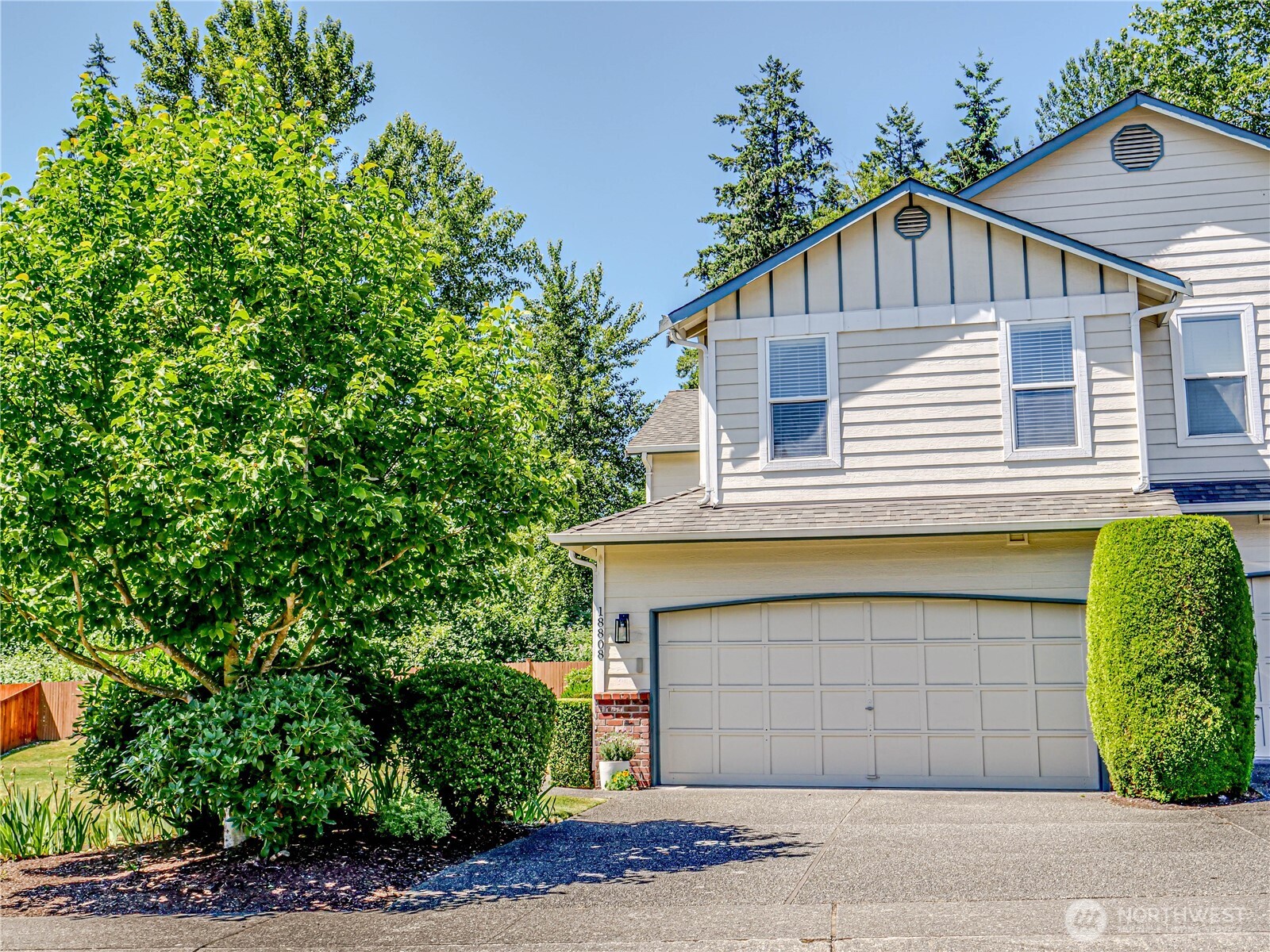 18808 19th Drive Southeast Bothell, WA 98012 - Photo 2 of 40