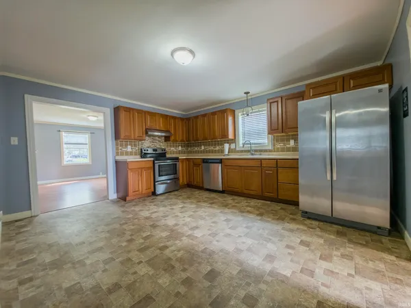 $97,500 | 1030 West 6th Street, Mount Carmel, IL 62863