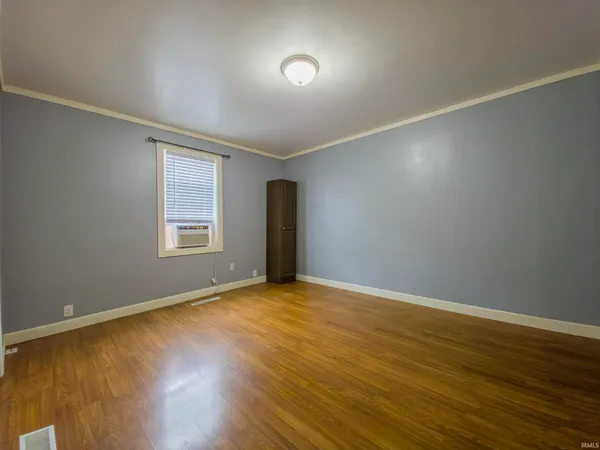 $97,500 | 1030 West 6th Street, Mount Carmel, IL 62863