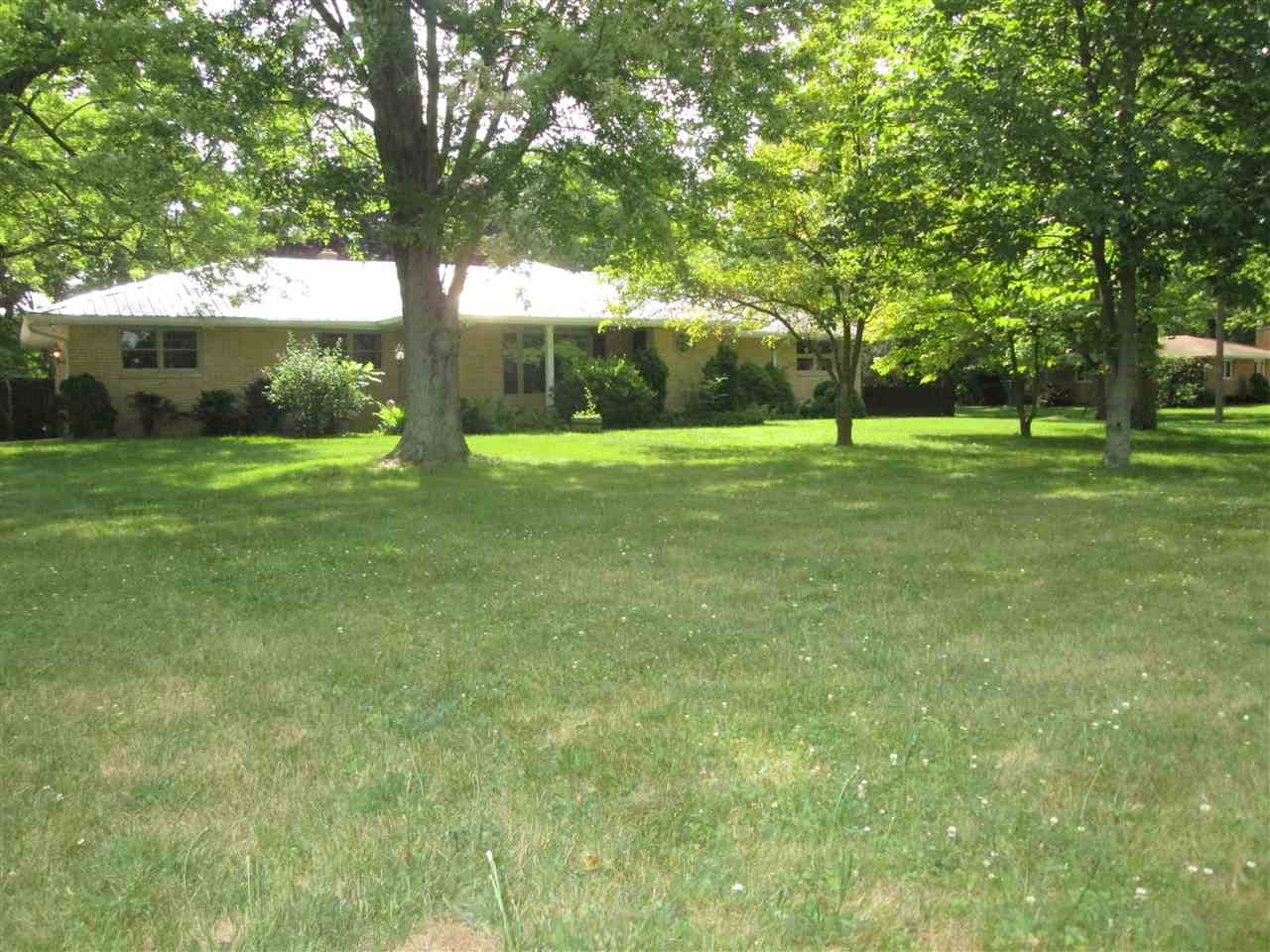 52114 Portage Road South Bend, IN 46628 - Photo 2 of 30 Gallery Image 2