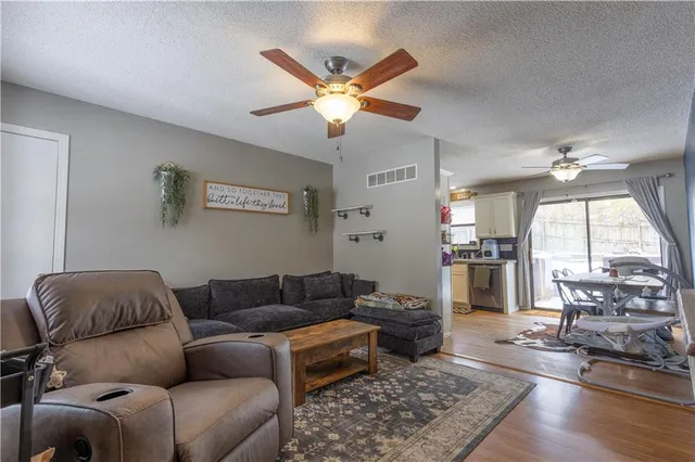 $240,000 | 6320 Pamela Drive, St. Joseph, MO 64504