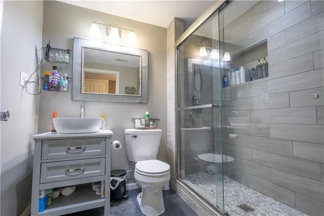 $240,000 | 6320 Pamela Drive, St. Joseph, MO 64504