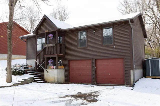 $240,000 | 6320 Pamela Drive, St. Joseph, MO 64504