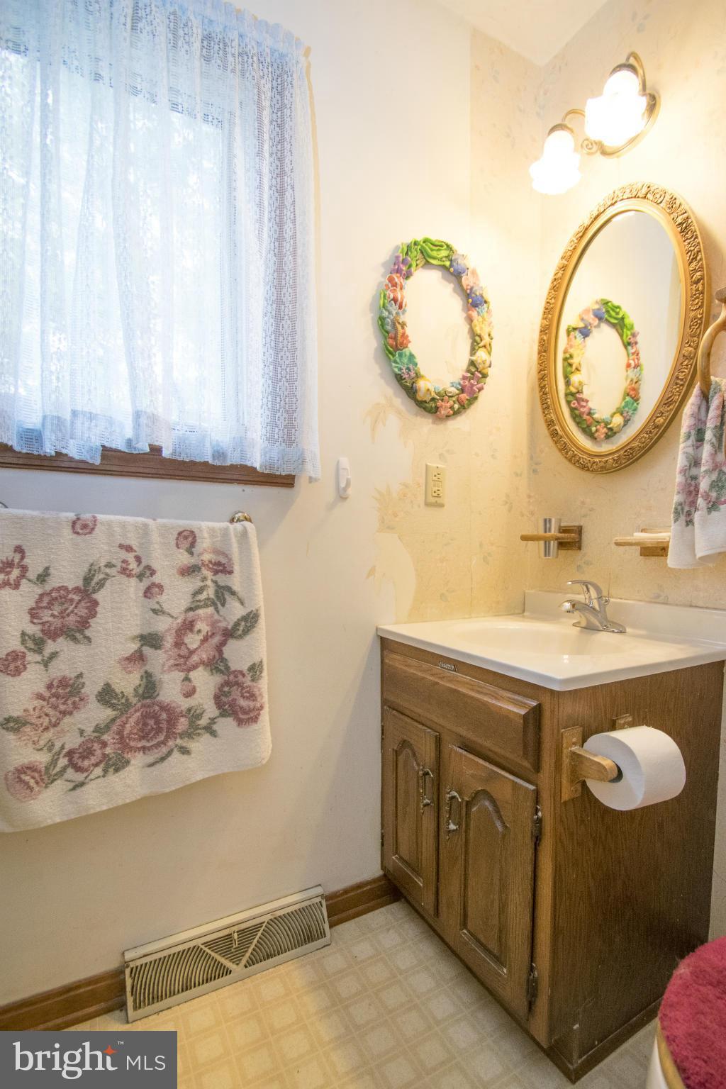 279 Burlin Road Port Deposit, MD 21904 - Photo 19 of 26 Bath (Master)