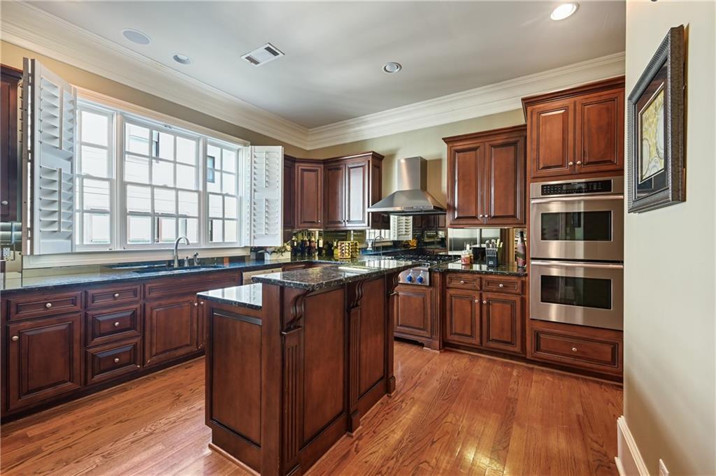 3475 Roxboro Road Northeast, Unit 10 Atlanta, GA 30326 - Photo 12 of 39