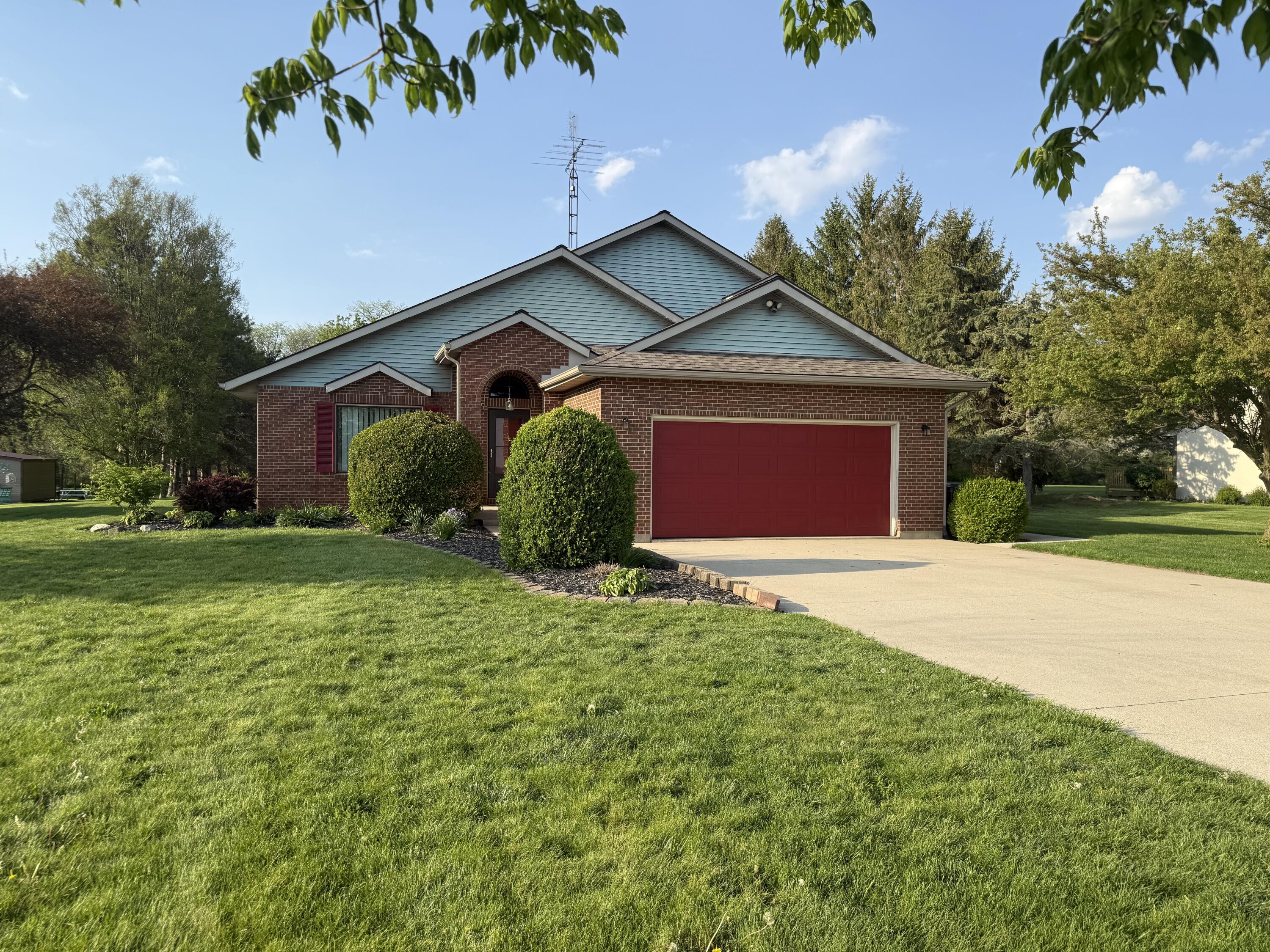 5825 Washington Pike Road St. Marys, OH 45885 - Photo 1 of 49 IMG_5534