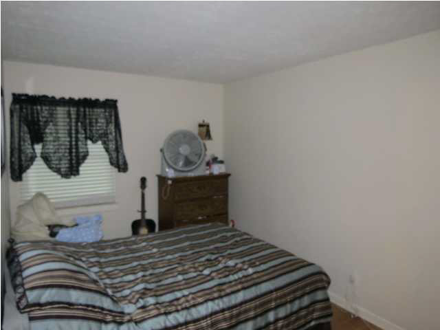 7677 Yankeetown Road Newburgh, IN 47630 - Photo 9 of 11 Gallery Image 9