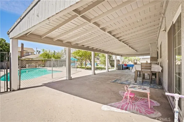 $950,000 | 9021 Oneida Avenue, Sun Valley, CA 91352