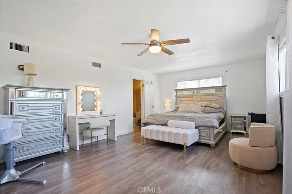 $950,000 | 9021 Oneida Avenue, Sun Valley, CA 91352