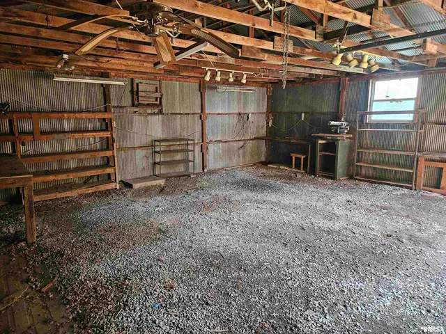 $45,000 | 1233 West Harrison Road, Murphysboro, IL 62966