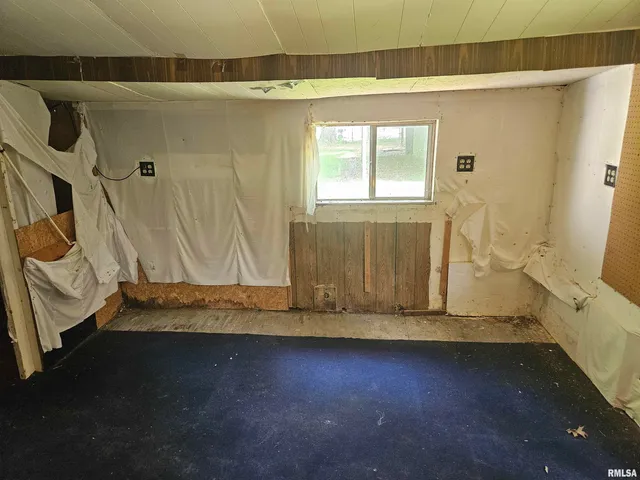 $45,000 | 1233 West Harrison Road, Murphysboro, IL 62966