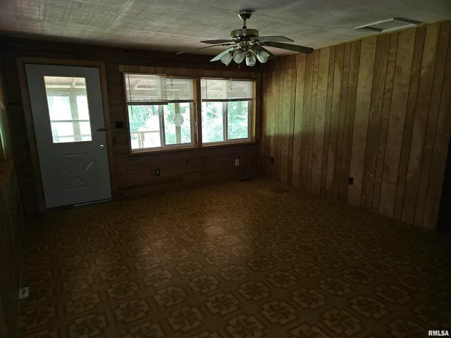 $45,000 | 1233 West Harrison Road, Murphysboro, IL 62966