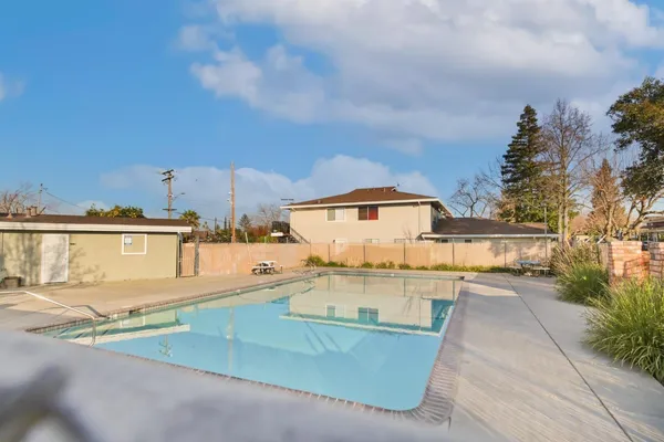 $189,000 | 4616 Greenholme Drive, Unit 4, Sacramento, CA 95842