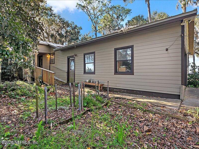 8337 Colee Cove Road St. Augustine, FL 32092 - Photo 13 of 20 Side /entry