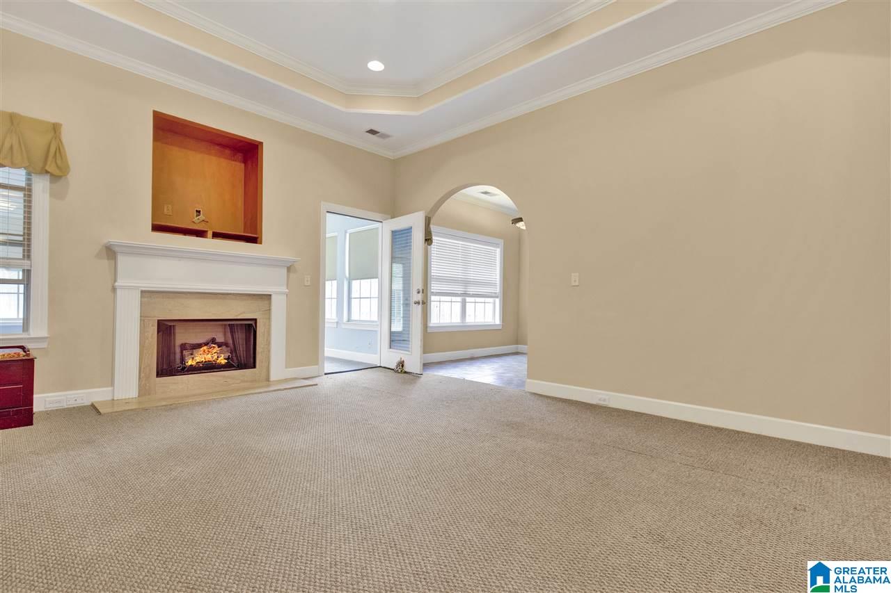 668 Waterford Lane Calera, AL 35040 - Photo 3 of 19