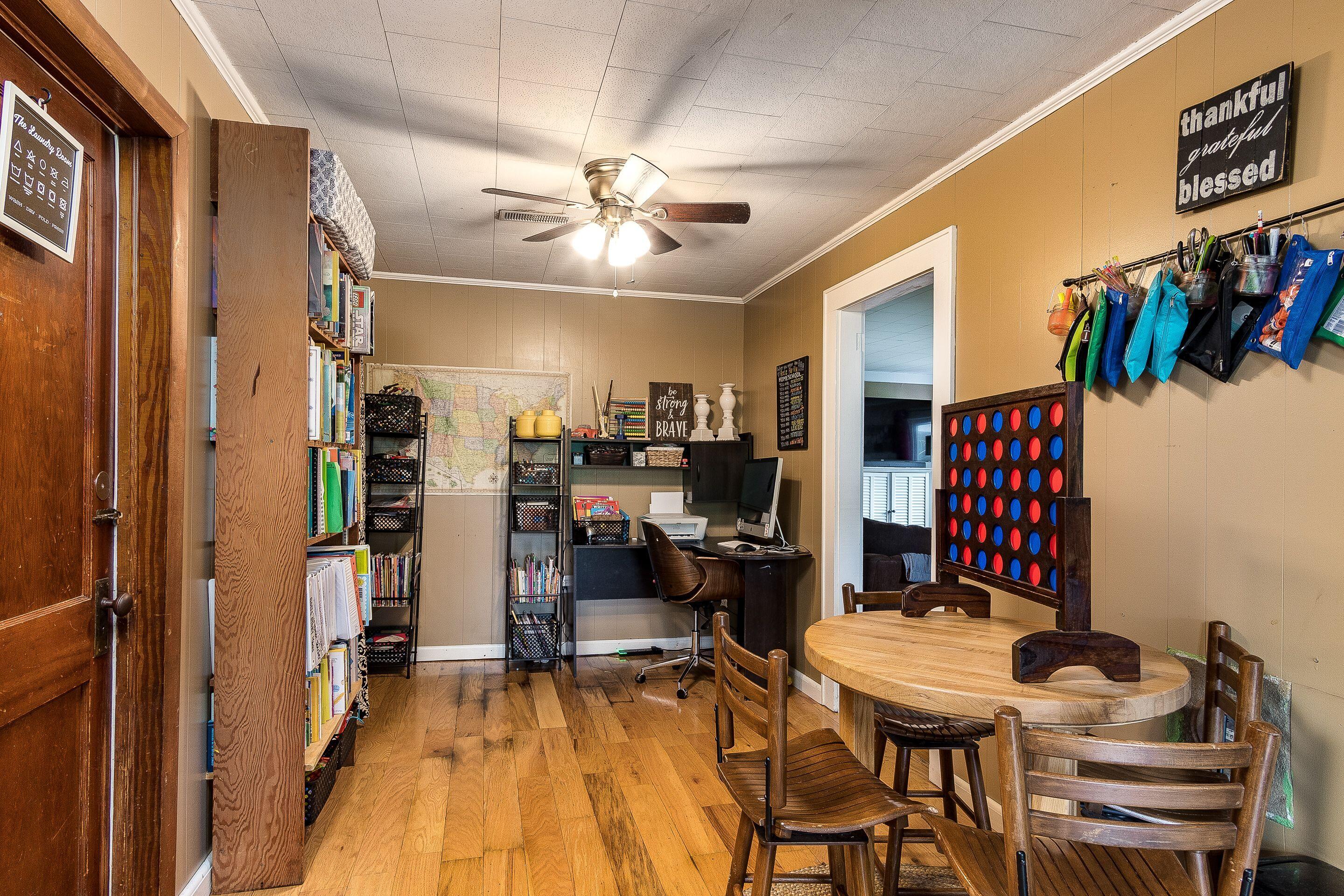 1826 Southside Road Elizabethton, TN 37643 - Photo 14 of 26 kmBM1i6w