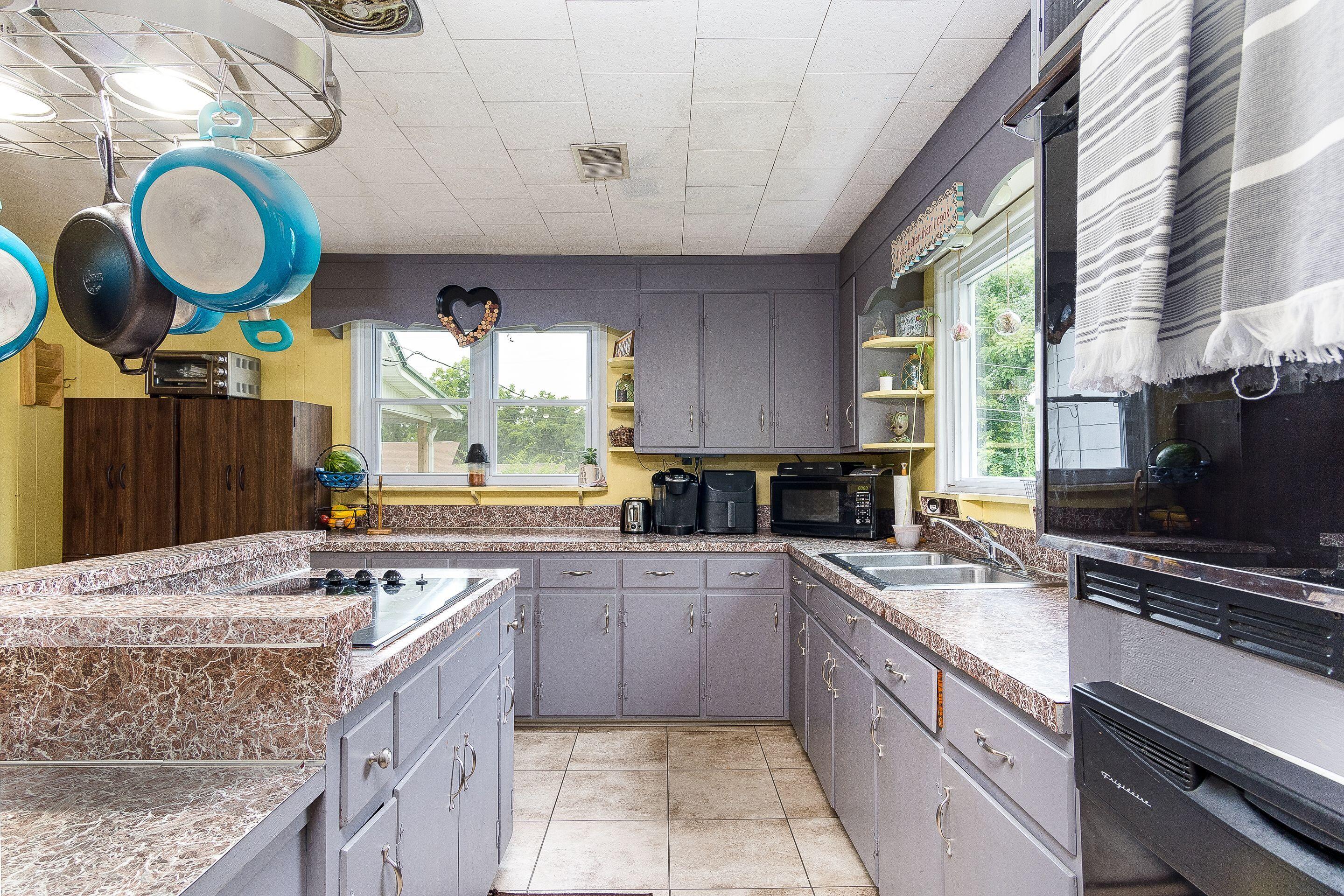 1826 Southside Road Elizabethton, TN 37643 - Photo 16 of 26 5bx0P6SQ