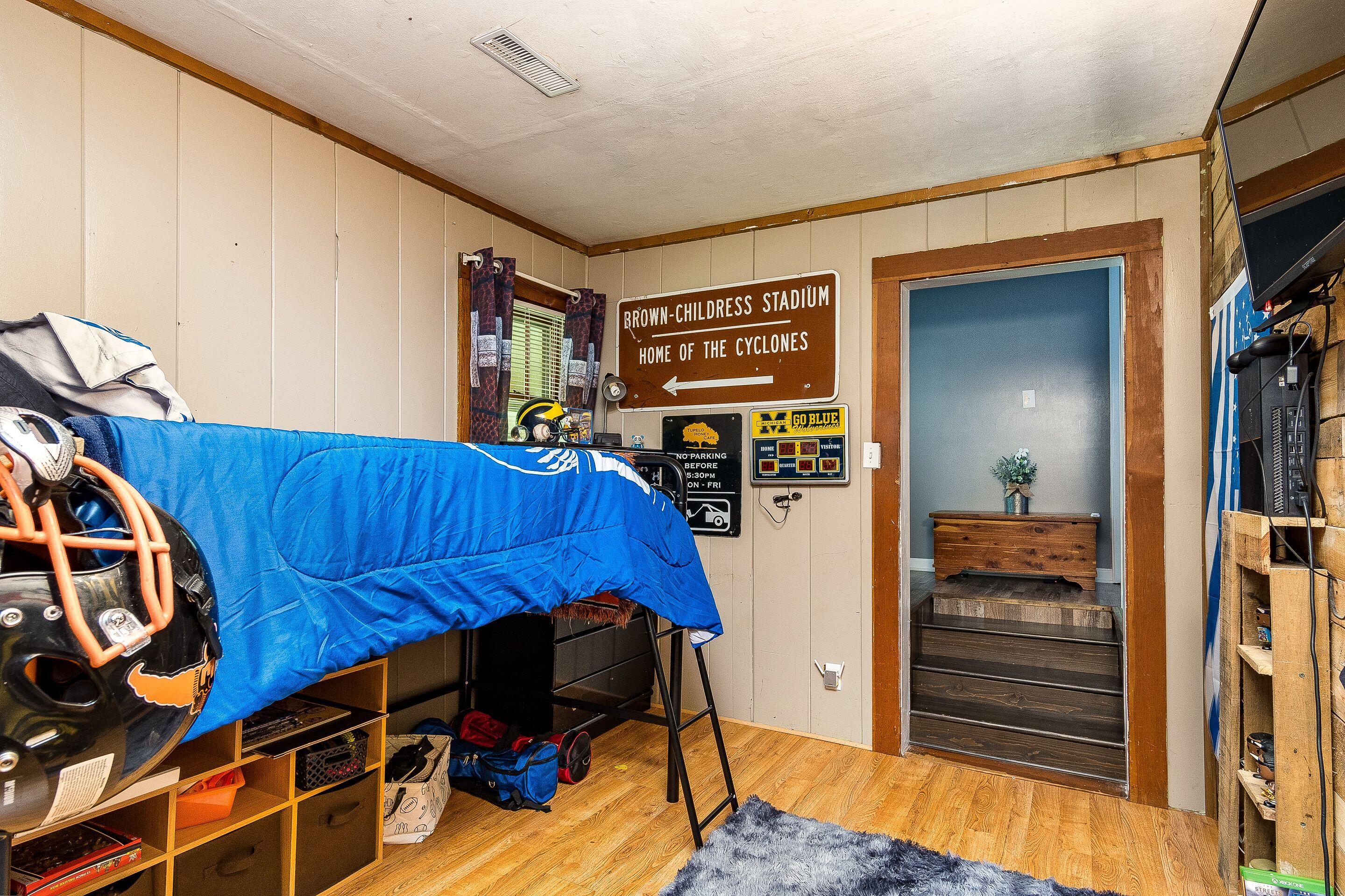 1826 Southside Road Elizabethton, TN 37643 - Photo 23 of 26 -Lz6_Tvg