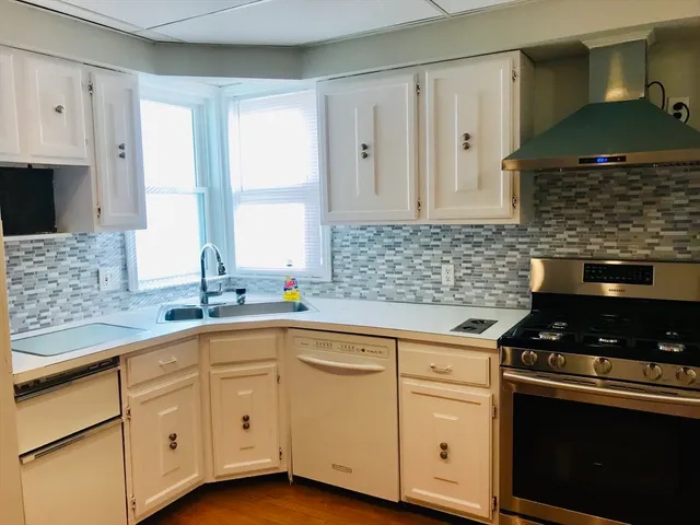 $2,500 | 72 Boston Avenue, Unit 1, Medford, MA 02155