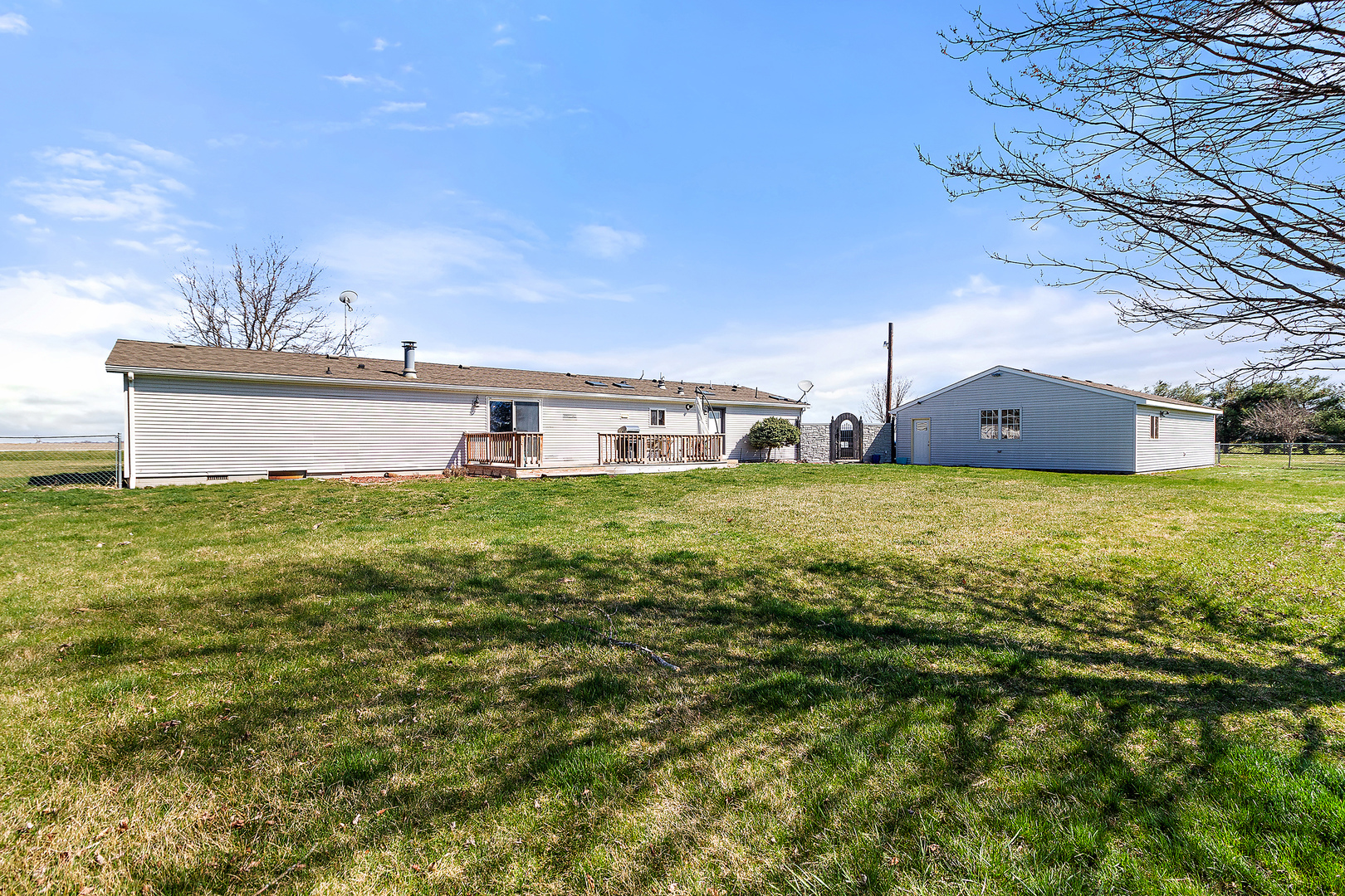 2942 West 3000S Road Kankakee, IL 60901 - Photo 22 of 23