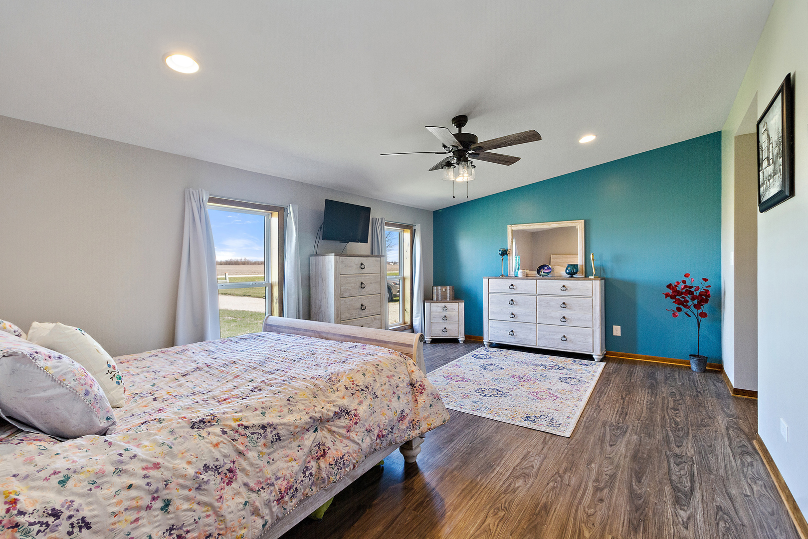 2942 West 3000S Road Kankakee, IL 60901 - Photo 9 of 23