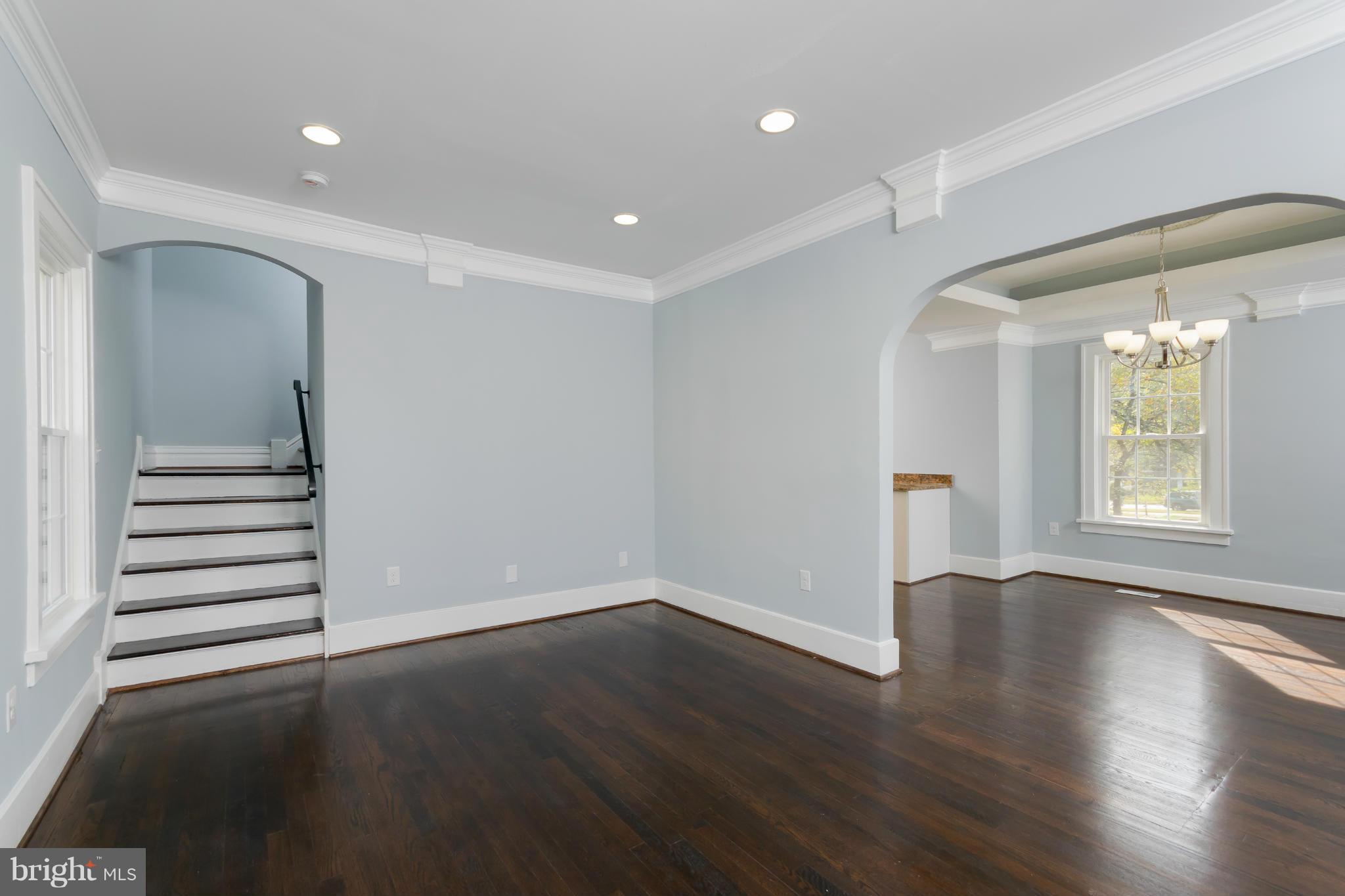 5447 Whitfield Chapel Road Lanham, MD 20706 - Photo 3 of 30 Living Room