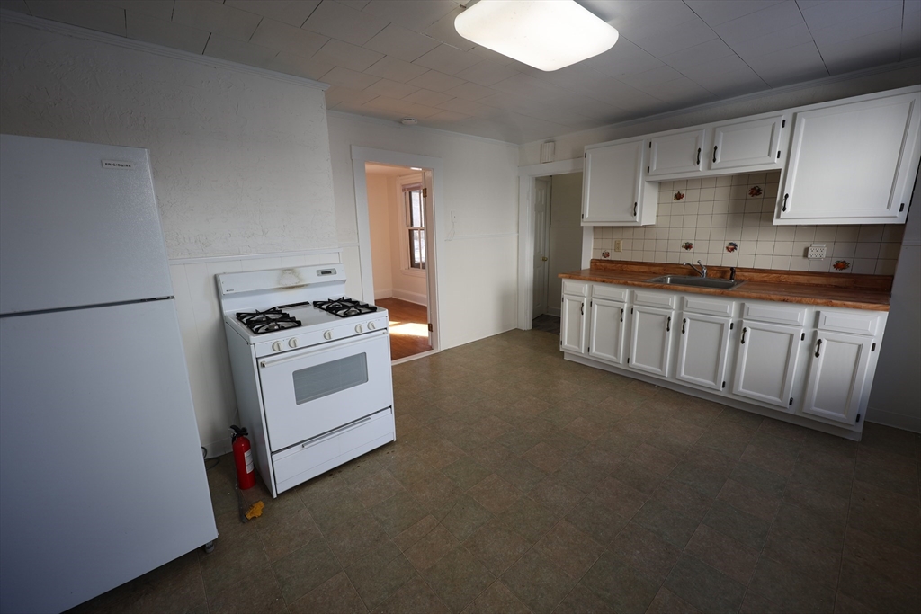 31 June Street, Unit 1 Boston, MA 02131 - Photo 10 of 13