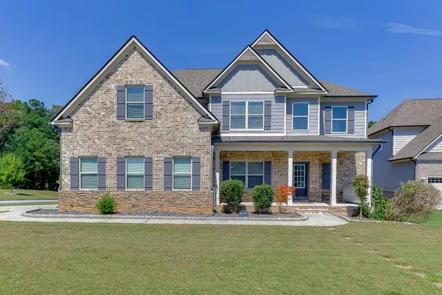 $650,000 | 3500 Lakota Falls Court, Bethlehem, GA 30620