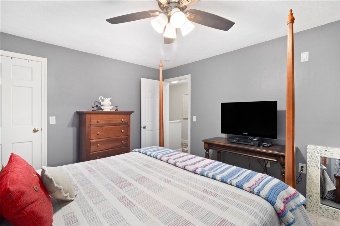 5 Jerome Avenue Warwick, RI 02889 - Photo 28 of 49