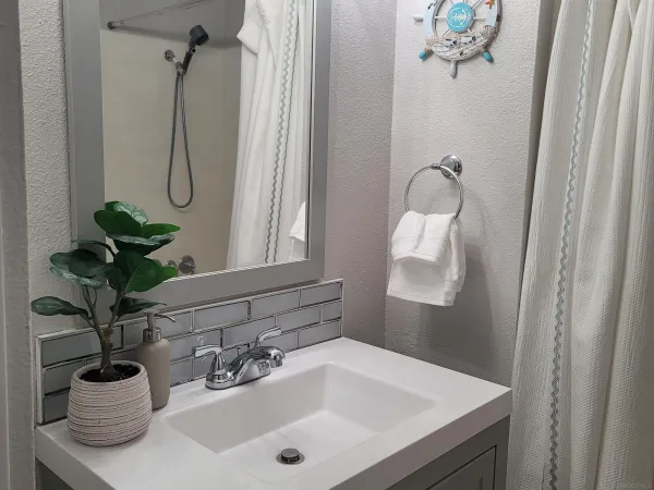 $2,150 | 1021 Scott Street, Unit 128, San Diego, CA 92106