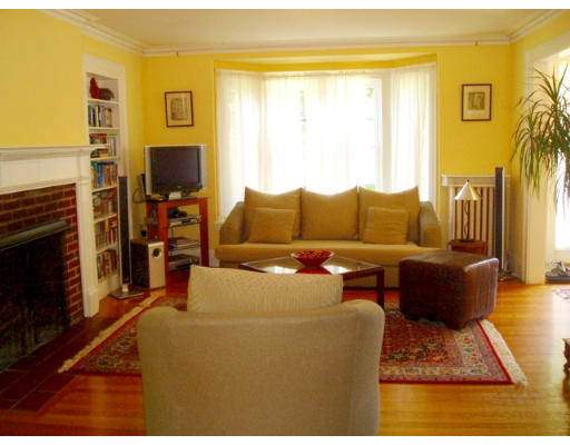256 Clark Road Brookline, MA 02445 - Photo 5 of 11