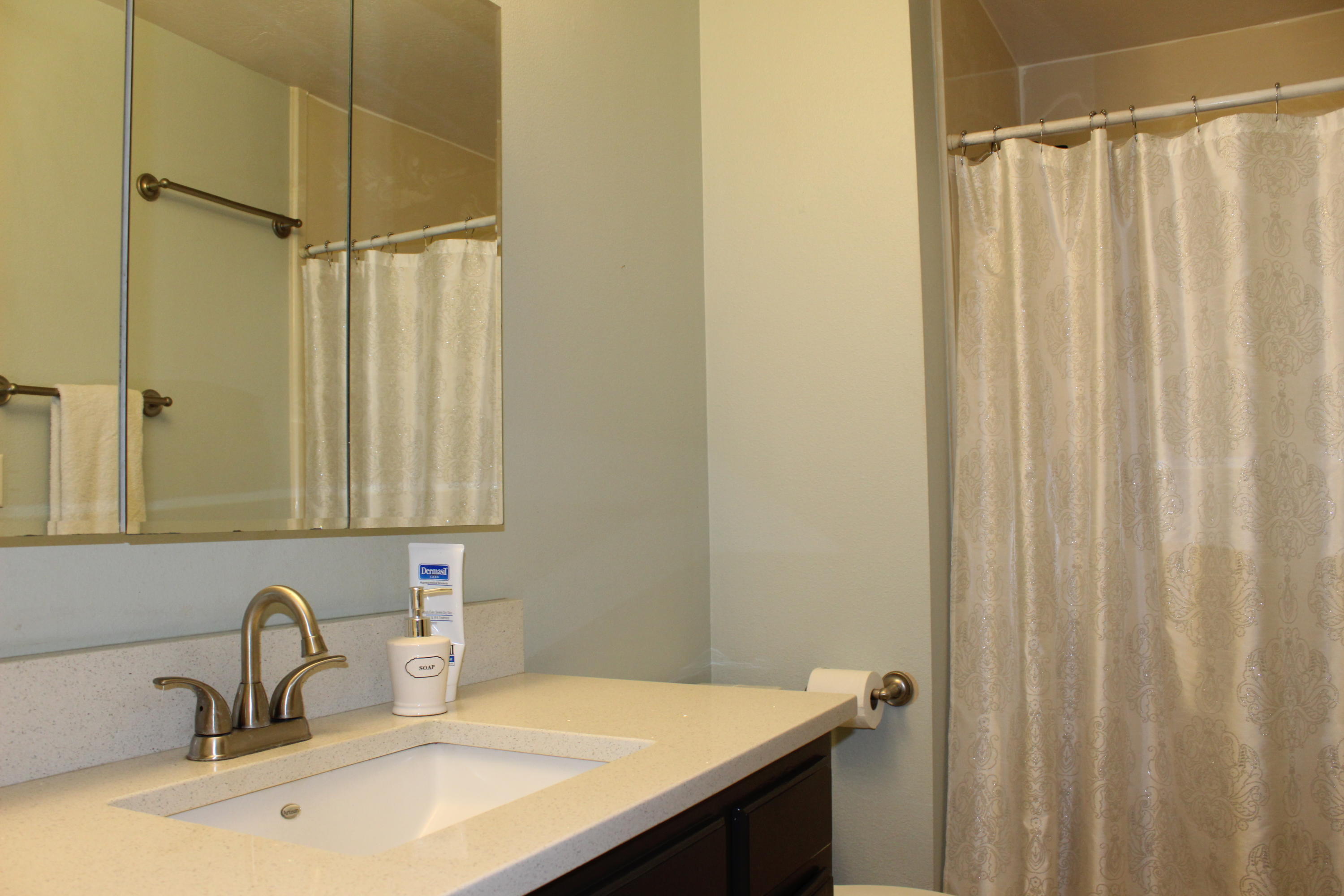 1115 Freeman Road Central Point, OR 97502 - Photo 16 of 21 IMG_3388