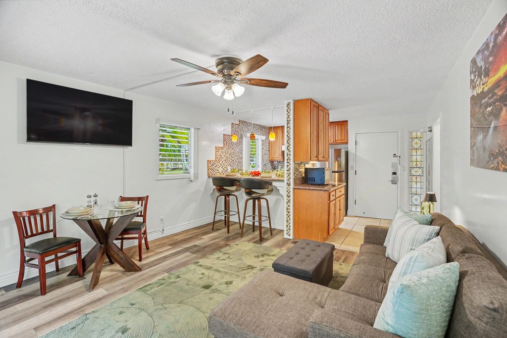 525 Aleka Loop, Unit B8 Kapaa, HI 96746 - Photo 3 of 27