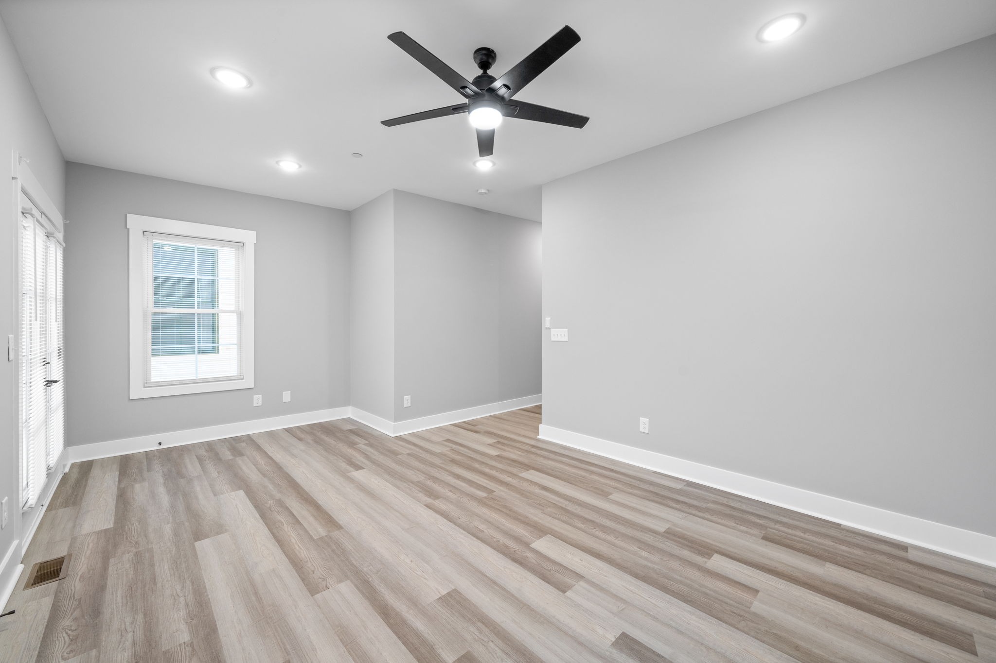 428 Centre Street Pleasant View, TN 37146 - Photo 21 of 29