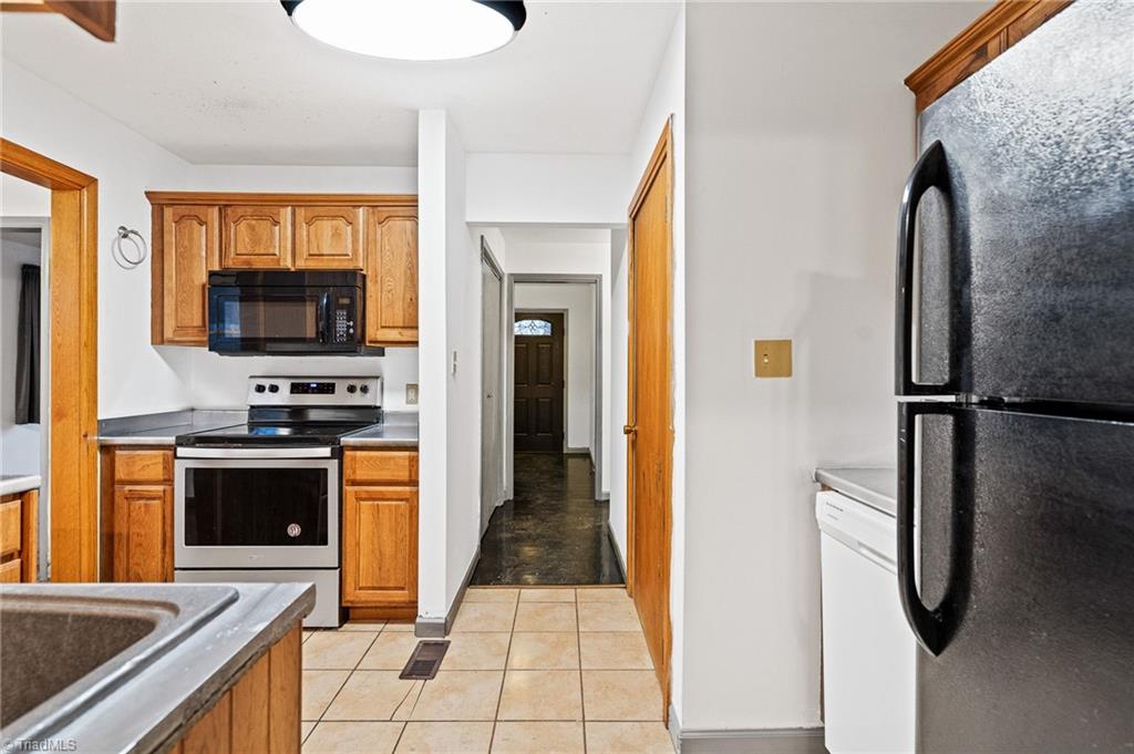 1115 Kitt Place Raleigh, NC 27610 - Photo 18 of 35 Gallery Image 18