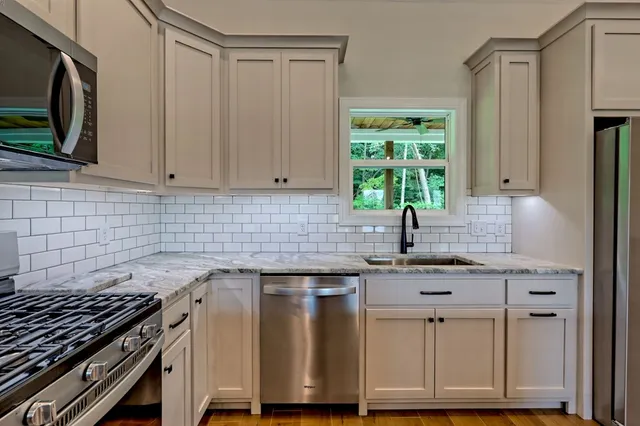 $429,900 | 61 Mctyeire Drive, Young Harris, GA 30582