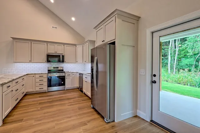 $429,900 | 61 Mctyeire Drive, Young Harris, GA 30582