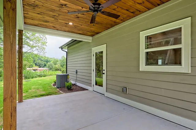 $429,900 | 61 Mctyeire Drive, Young Harris, GA 30582