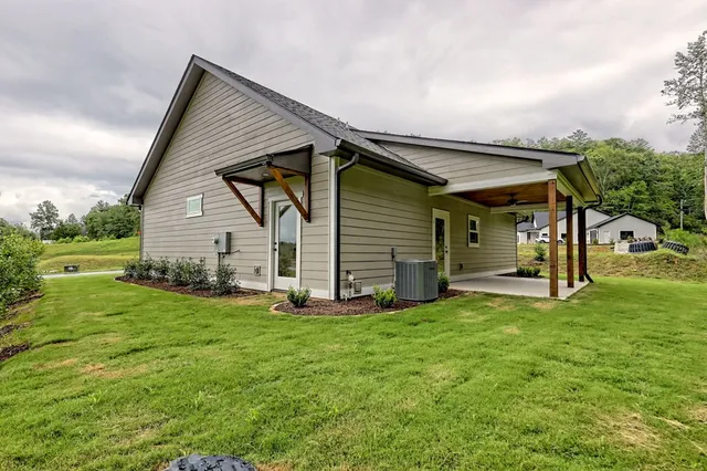 $429,900 | 61 Mctyeire Drive, Young Harris, GA 30582