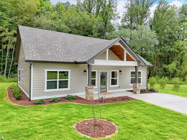 $429,900 | 61 Mctyeire Drive, Young Harris, GA 30582