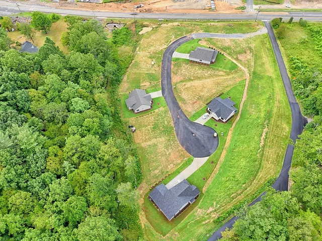 $429,900 | 61 Mctyeire Drive, Young Harris, GA 30582